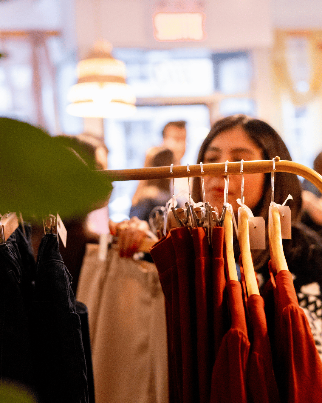 vêtements de maternité en boutique