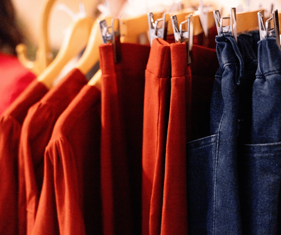 linge de maternité présenté en boutique